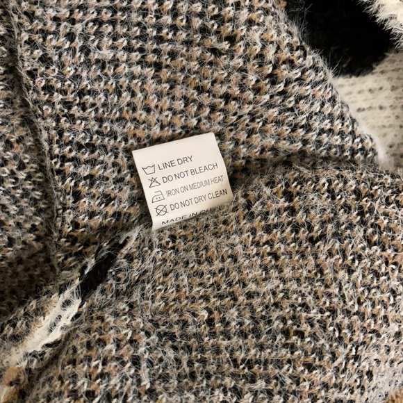 Cozy Boho Leopard Print Open Front Cardigan - Picture 7 of 8